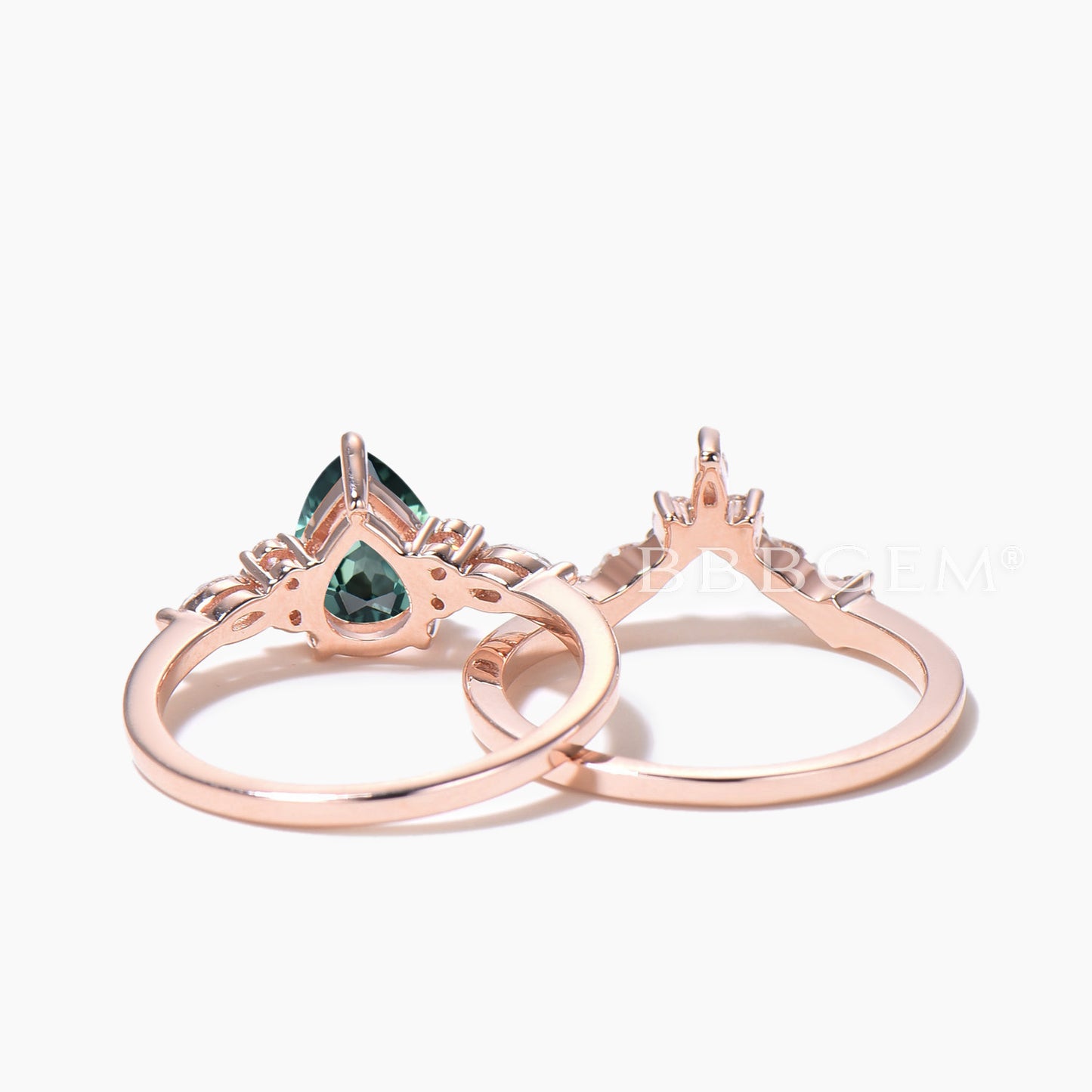 1.25CT Pear Cut Emerald Engagement Ring Diamond Curved Band Bridal Ring Set