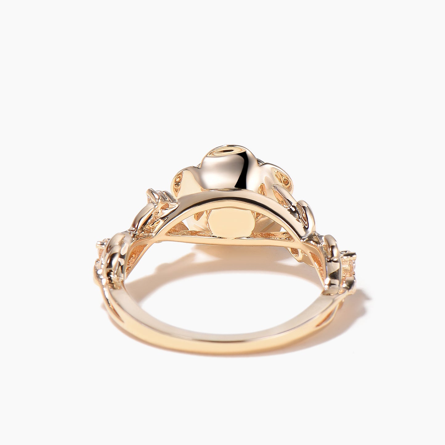 14K Yellow Gold Round Lab Grown Diamond Wedding Ring with IGI Certificate