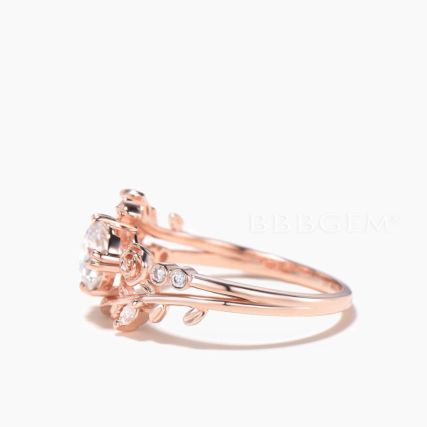 Round Cut Lab Grown Diamond Flower Wedding Ring Diamond IGI Certificate Ring