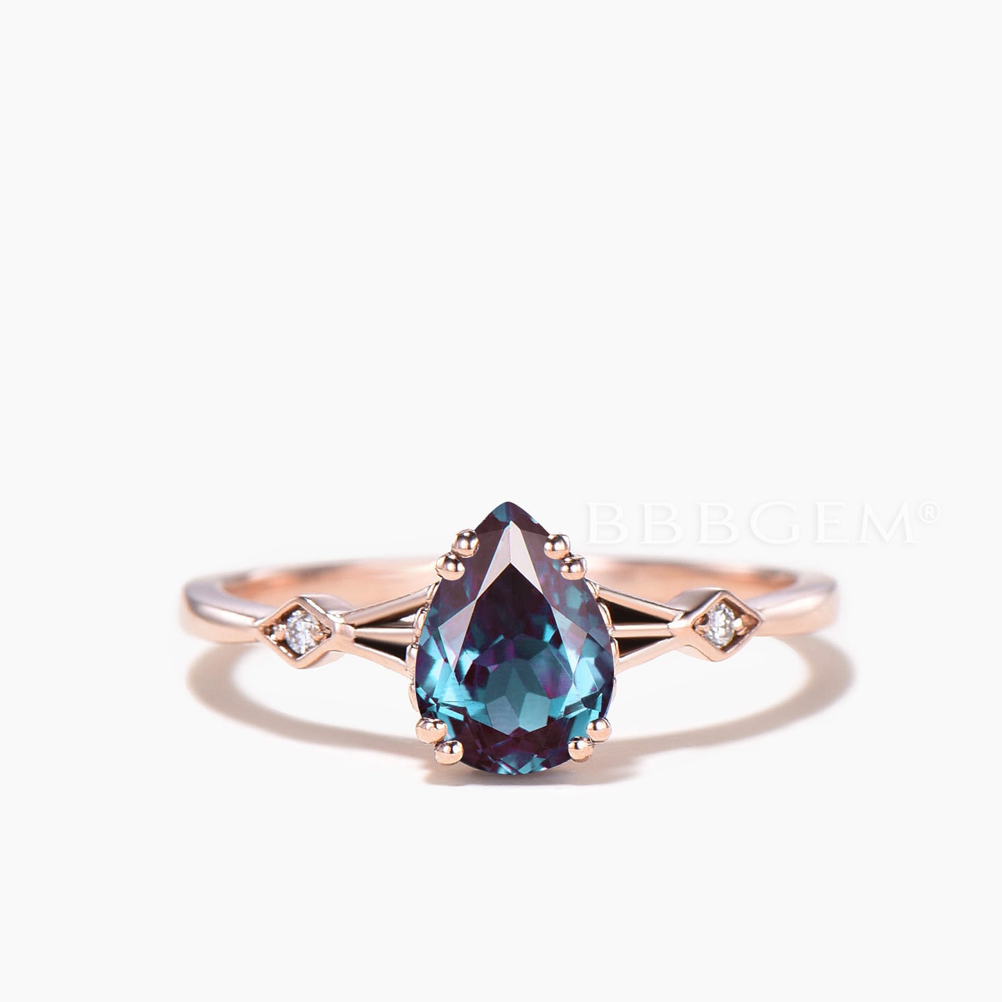 Moissanite Ring Set Teardrop Cut Color-change Alexandrite Three Stone Ring