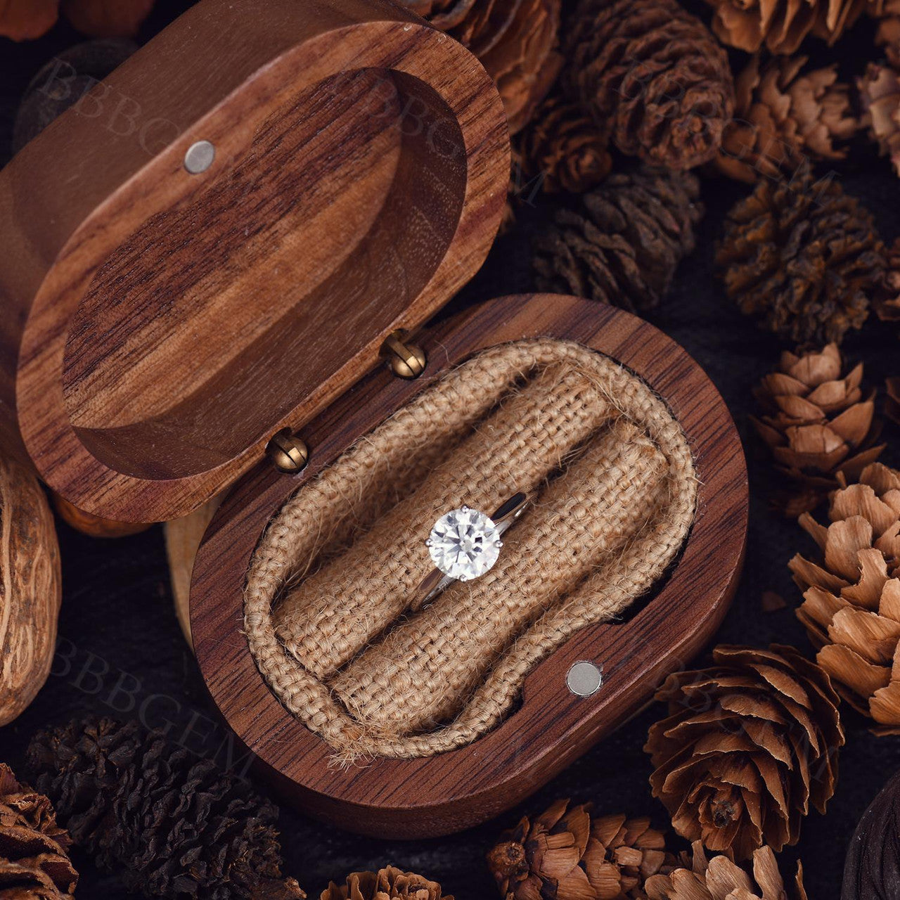 2 Carat Solitaire Round Moissanite Engagement Ring Solitaire Style 18k White Gold-Tapered Shank Heart Shoulder