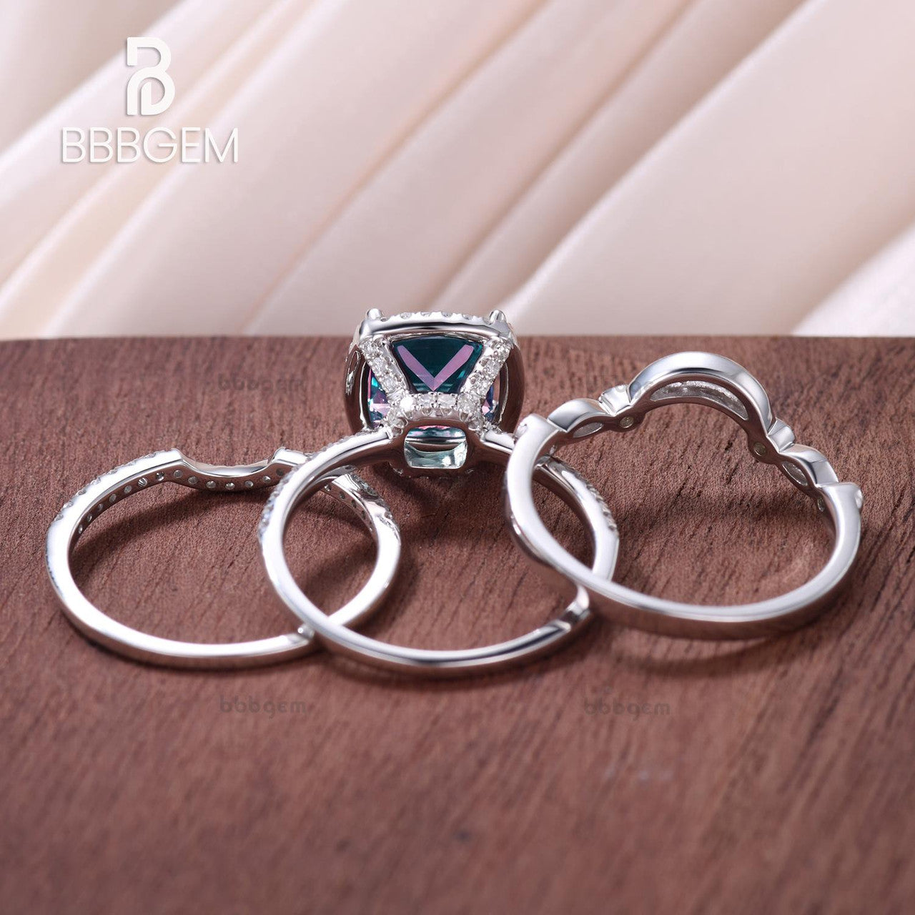 Alexandrite and diamond Ring-alexandrite stone engagement ring set