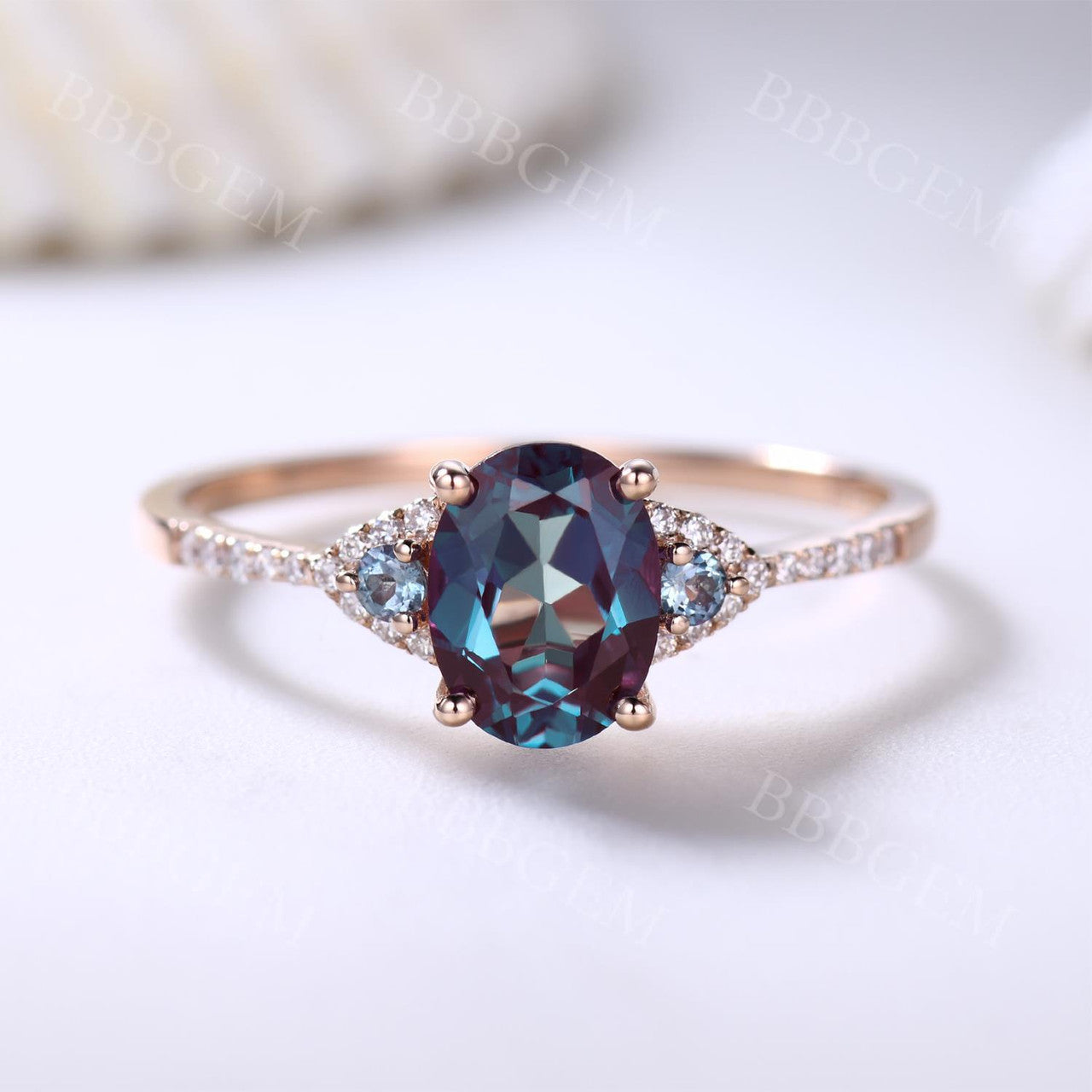 Alexandrite Diamond Engagement Ring 6x8mm Oval Cut Color-changing Stone  Rose Gold