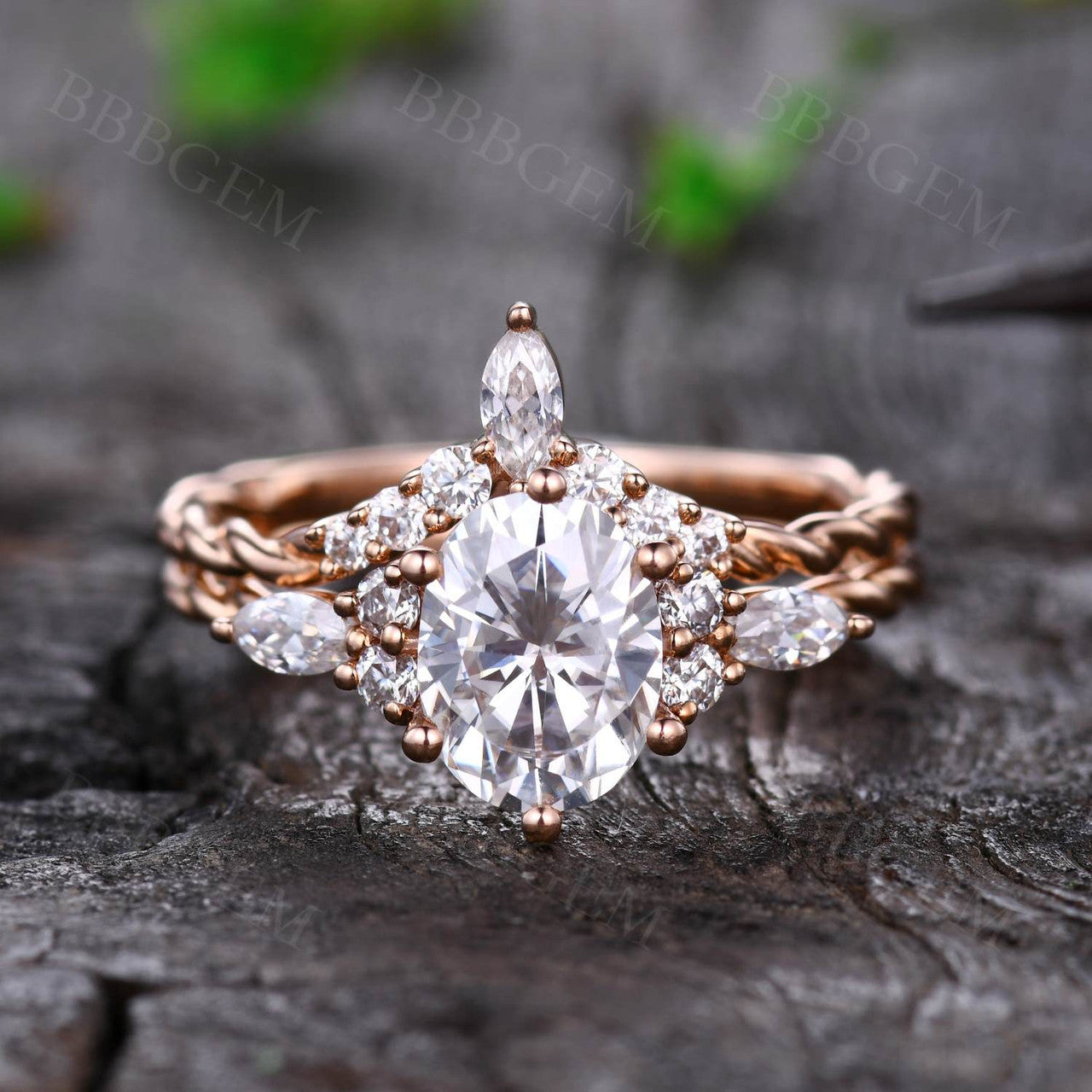 Retro Oval Cut Moissanite Promise Ring Set Curved Band BBBGEM