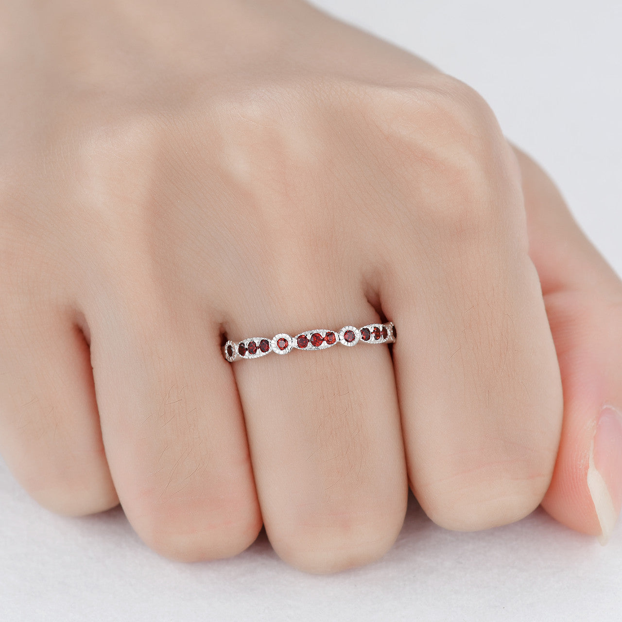 White Gold Garnet Ring-BBBGEM Garnet Ring