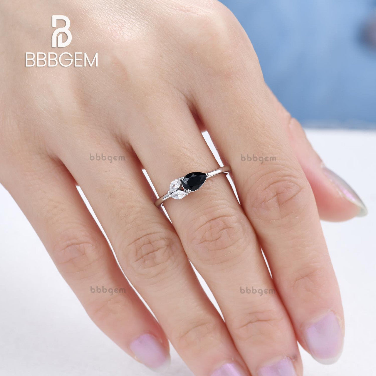 East-West Black Spinel Petite Engagement Rings-Horizontal Petite Comfort Fit Solitaire Engagement Ring With Black Spinel Onyx