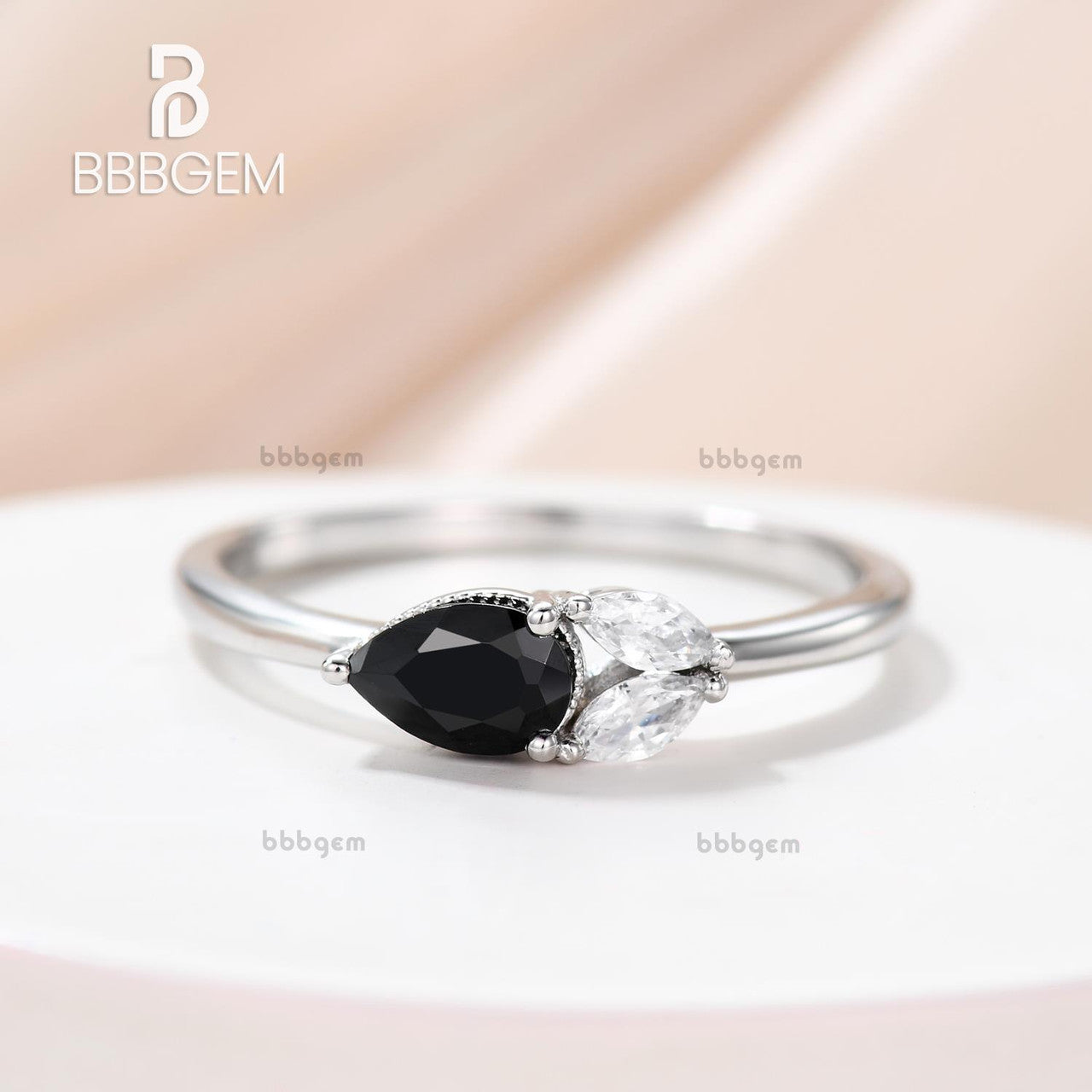 East-West Black Spinel Petite Engagement Rings-Horizontal Petite Comfort Fit Solitaire Engagement Ring With Black Spinel Onyx