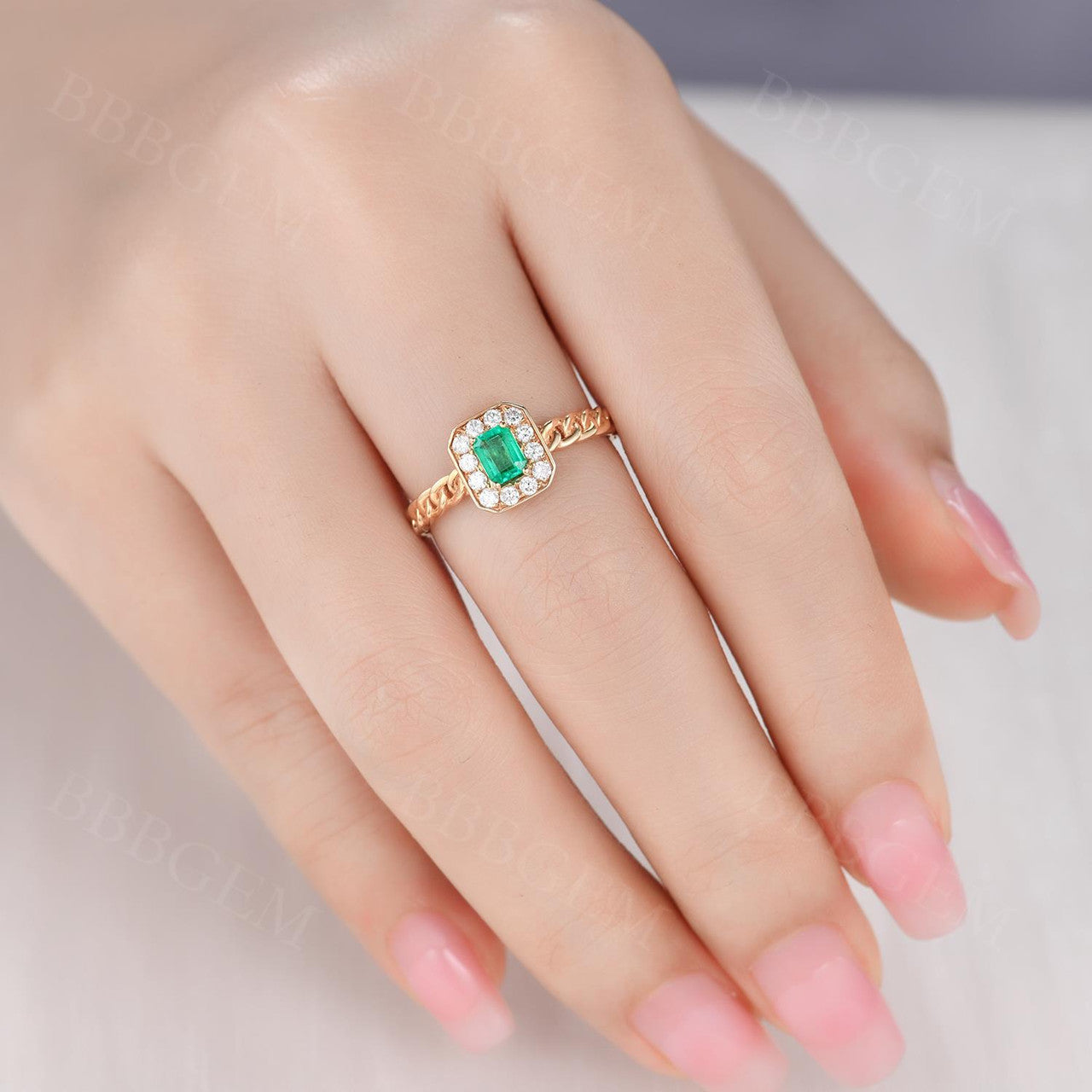 4.5X3.5mm Emerald Cut Diamond Halo Natural Emerald Engagement Ring Bezel Set Chain Band 0.35ct