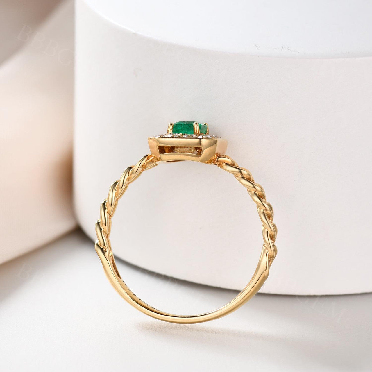 4.5X3.5mm Emerald Cut Diamond Halo Natural Emerald Engagement Ring Bezel Set Chain Band 0.35ct