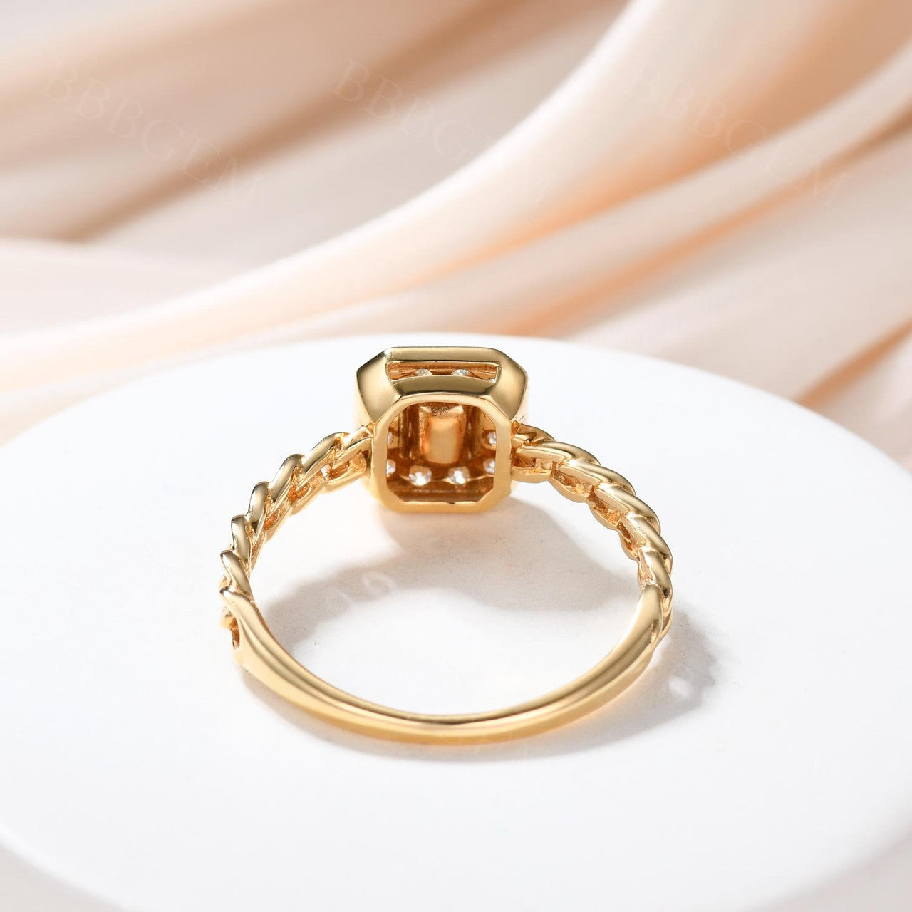 4.5X3.5mm Emerald Cut Diamond Halo Natural Emerald Engagement Ring Bezel Set Chain Band 0.35ct