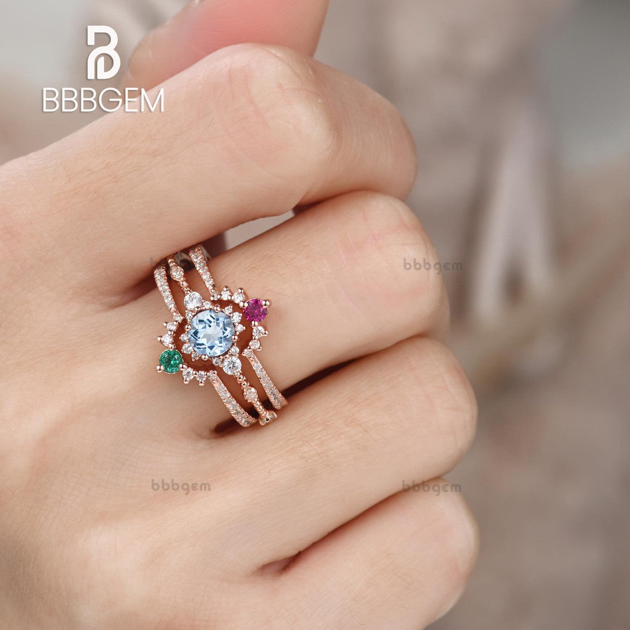 18K Rose Gold 5mm Round Aquamarine Moissanite Engagement Ring Beaded Decor Three Stone