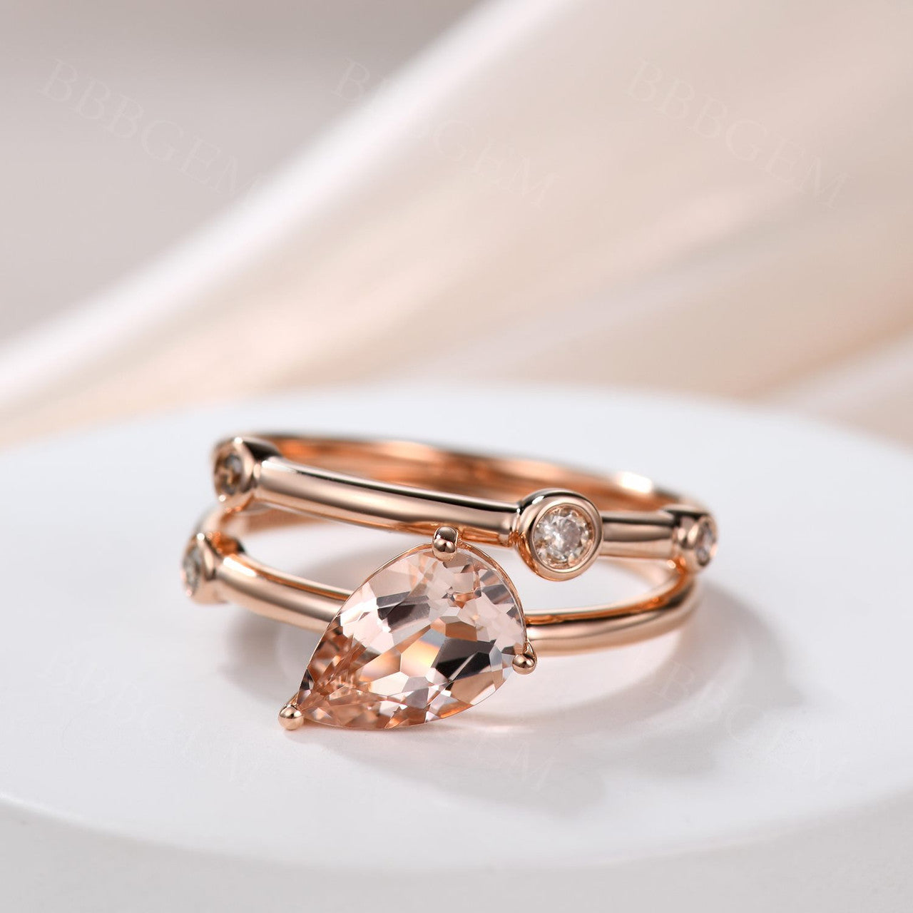 rose gold morganite ring-morganite engagement ring set-pear morganite wedding ring set-minimalist ring set-bbbgem