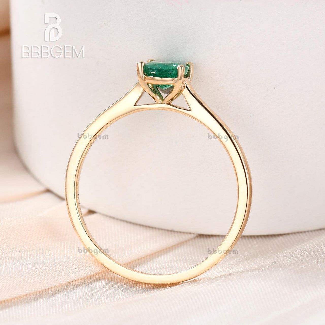 women emerald engagement rings-simple women's engagement rings-solitaire simple emerald engagement rings for women