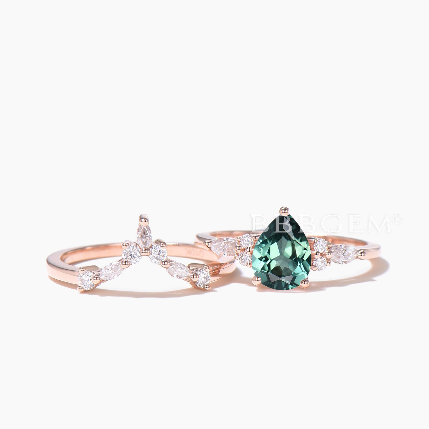 1.25CT Pear Cut Emerald Engagement Ring Diamond Curved Band Bridal Ring Set