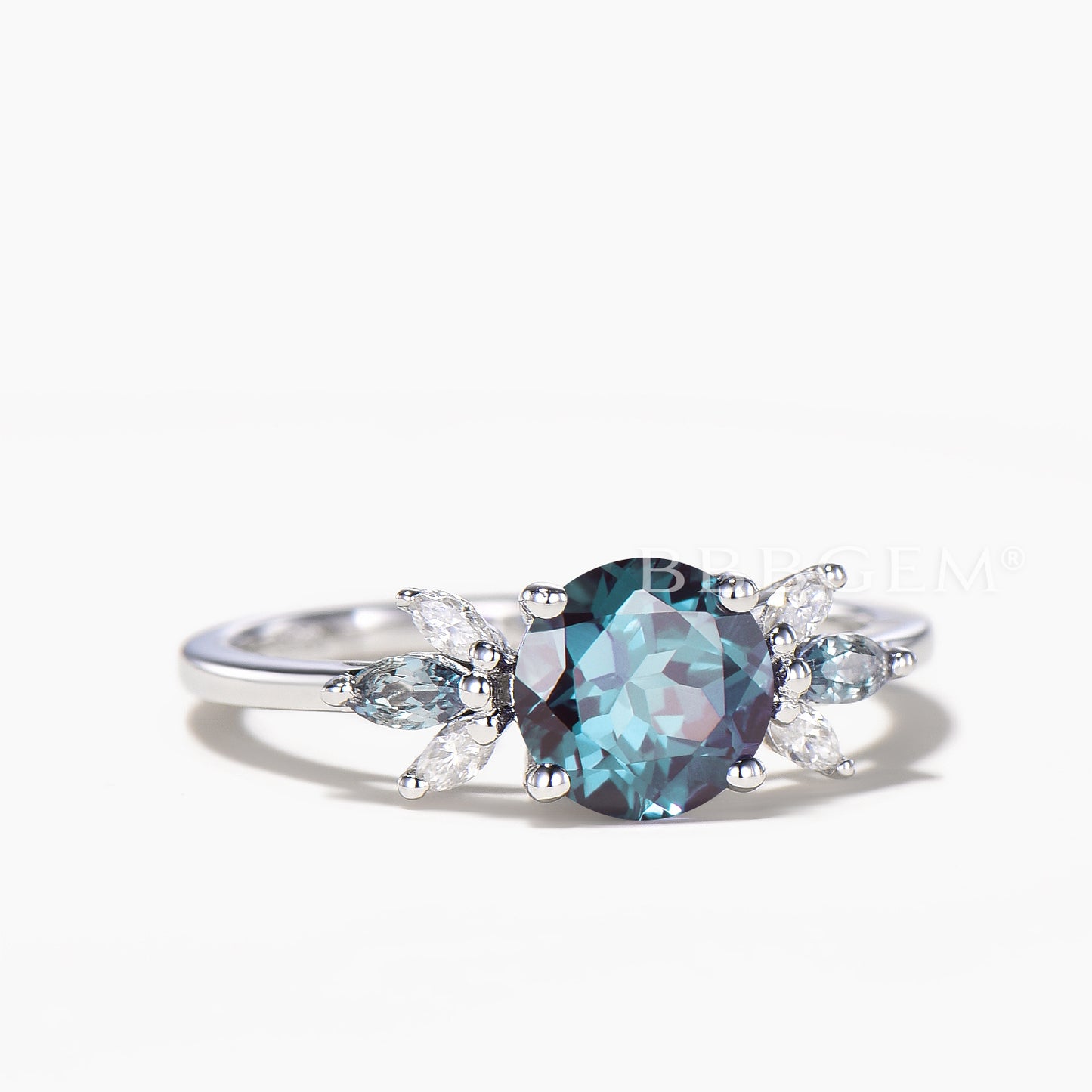 Round Cut Color-change Alexandrite Wedding Ring Marquise Diamond Cluster Ring