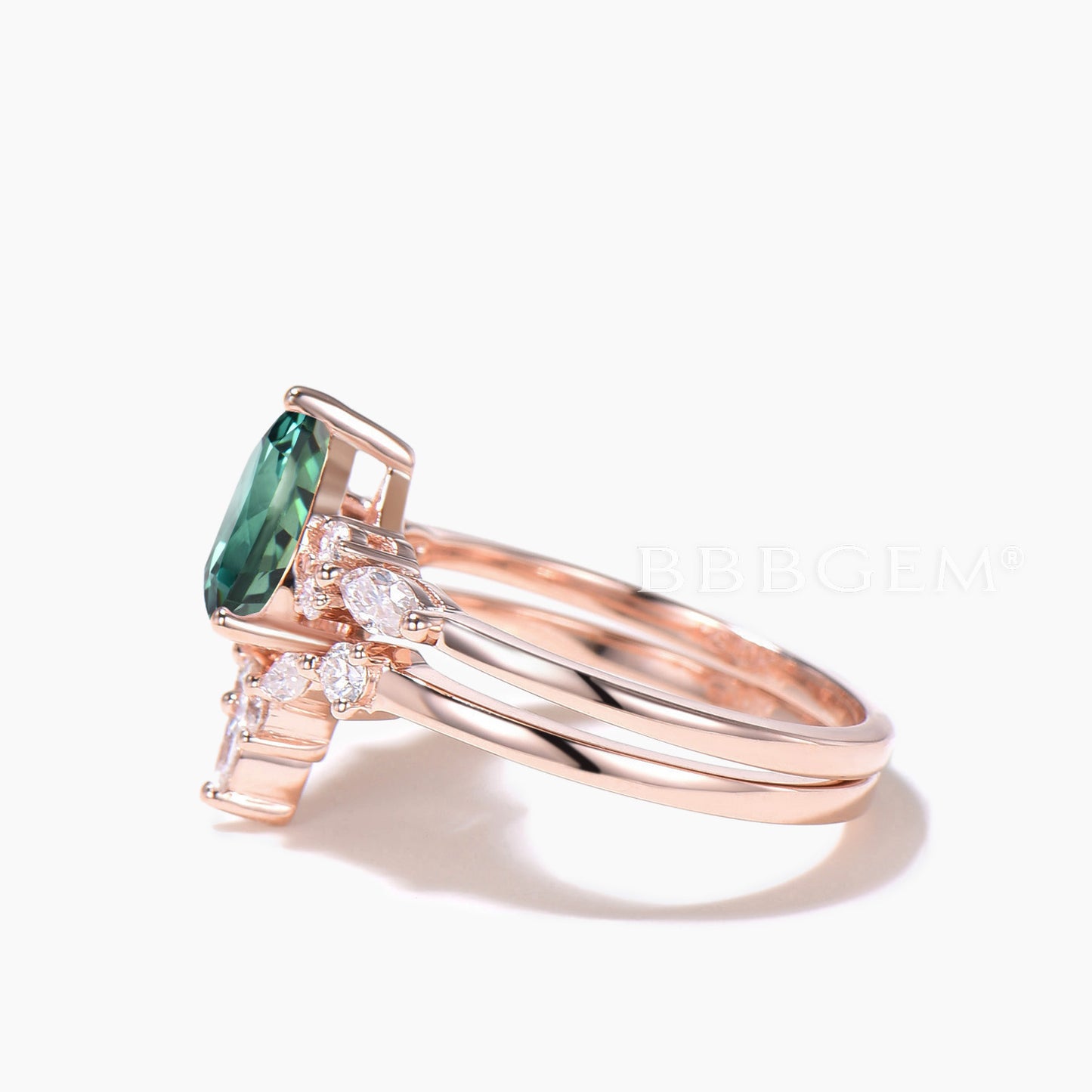 1.25CT Pear Cut Emerald Engagement Ring Diamond Curved Band Bridal Ring Set