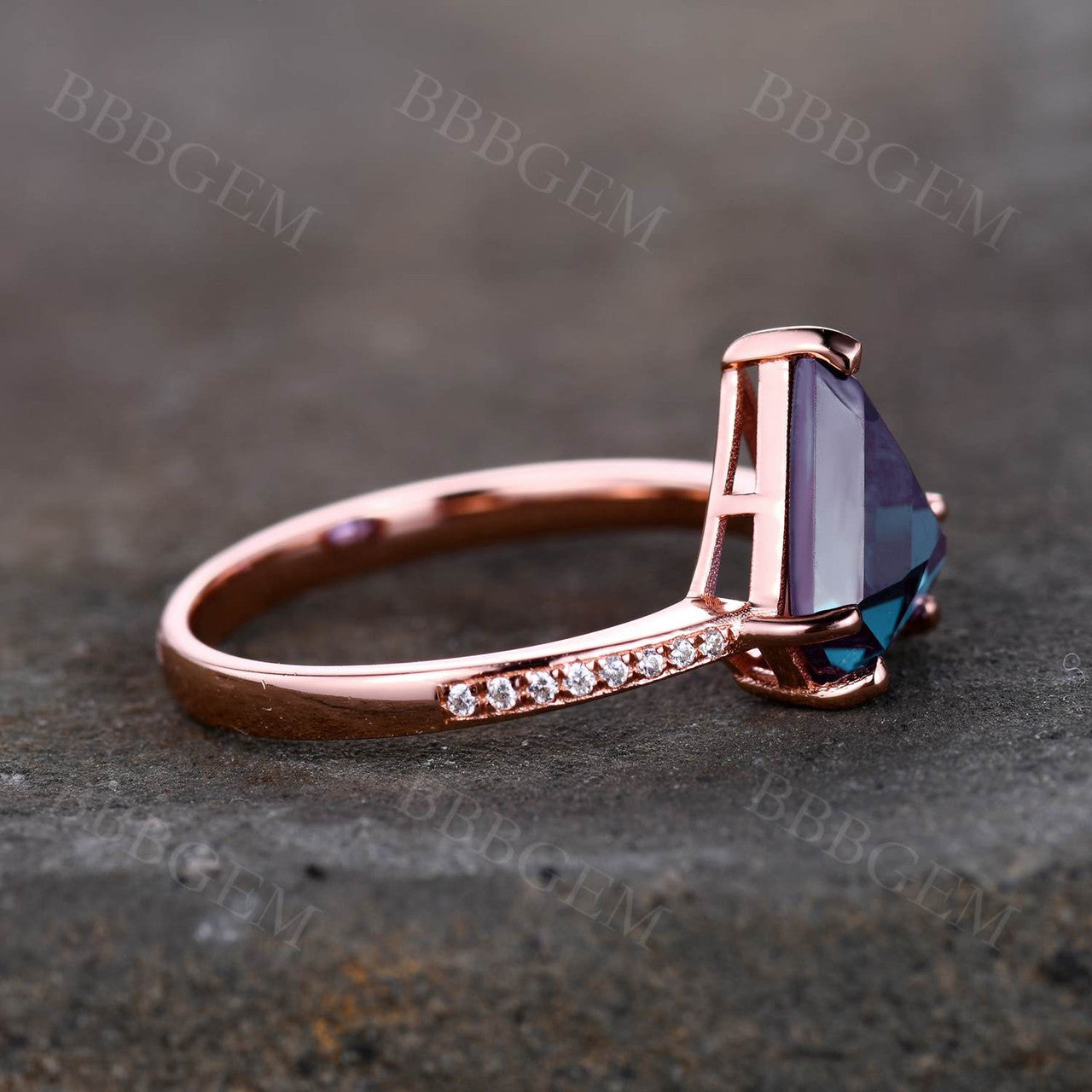 Antique Alexandrite Ring-BBBGEM Alexandrite Wedding Rings