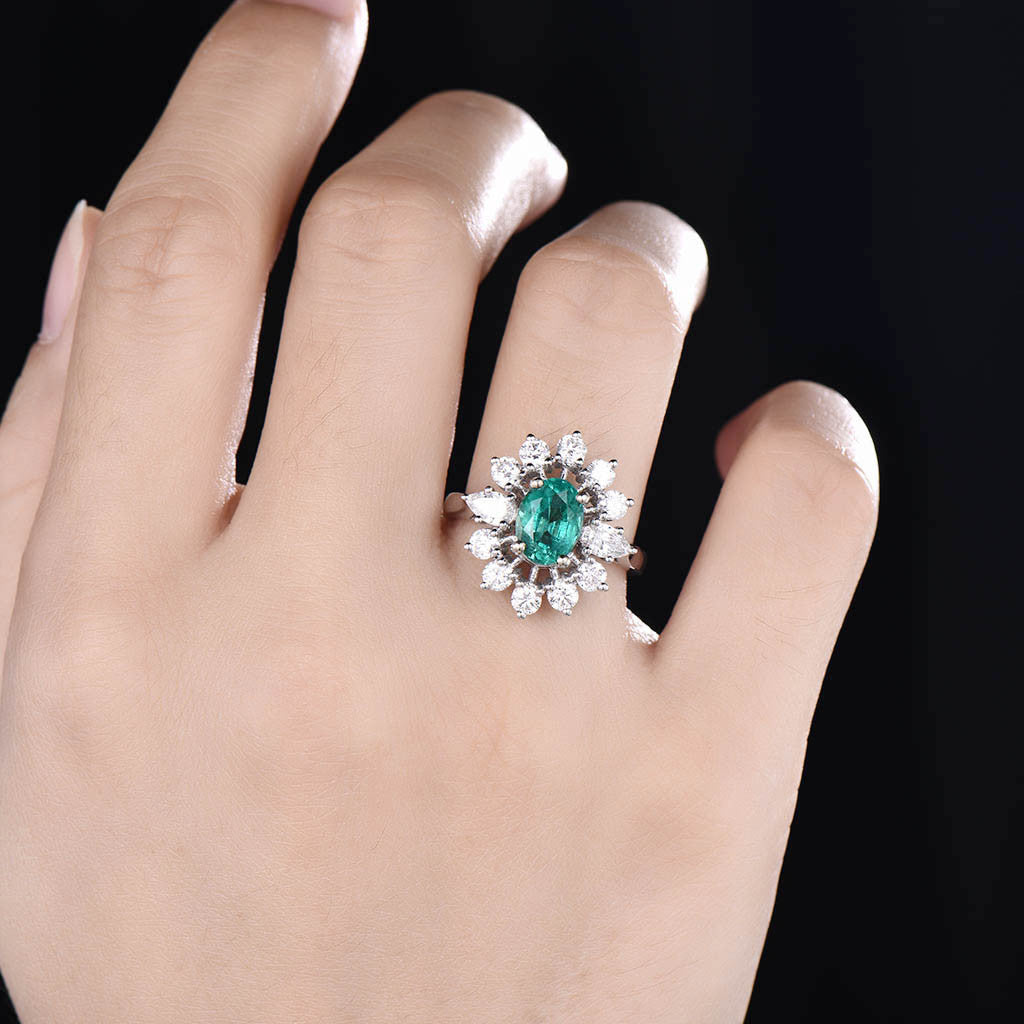 Vintage Natural Emerald Engagement Ring Floral 01