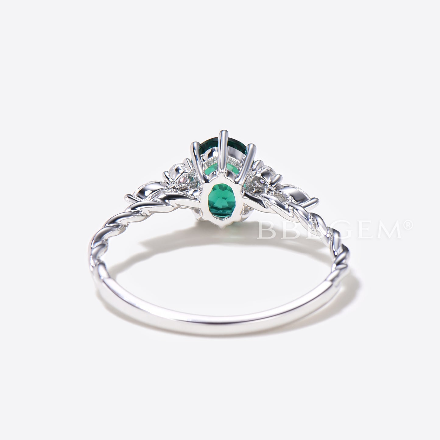 Oval Cut Green Emerald Engagement Ring Twisted Rope Wedding Ring