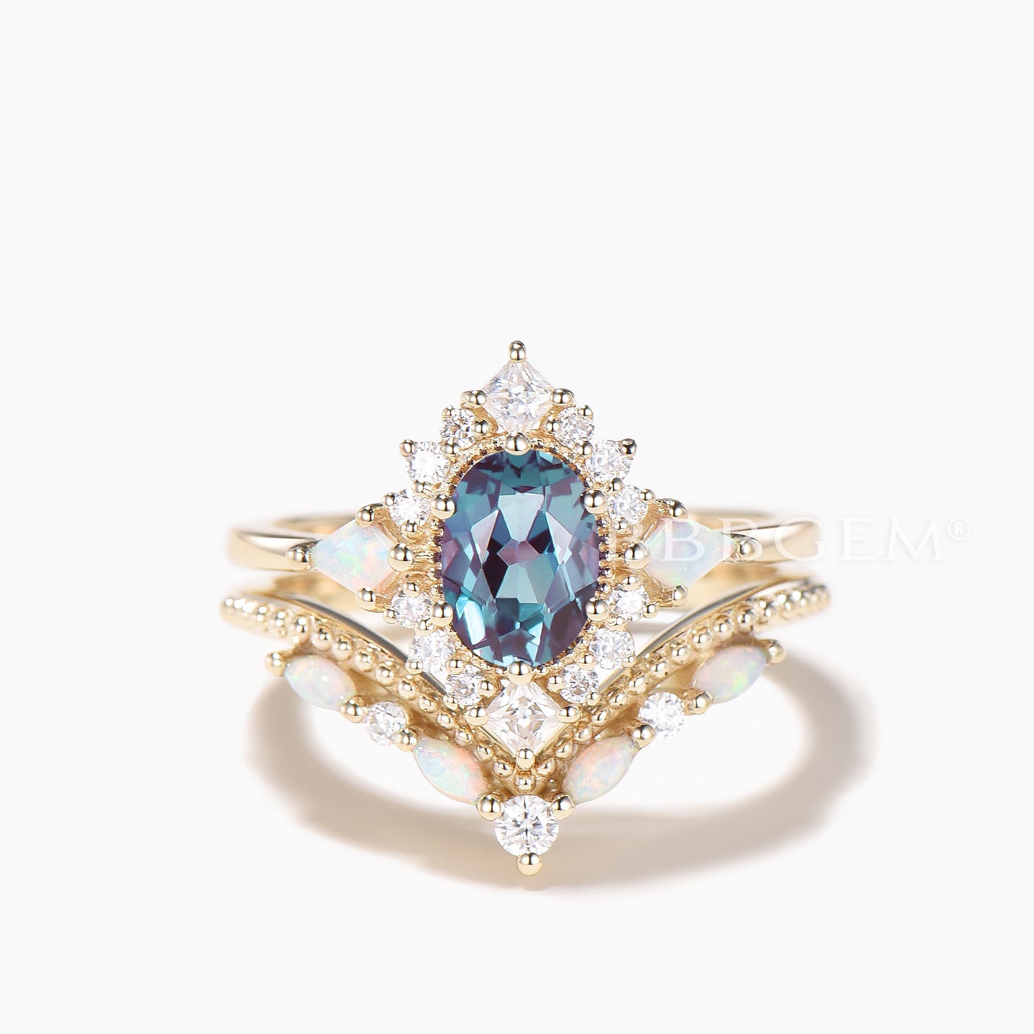 Oval Cut Color-change Alexandrite Wedding Ring Moissnite Halo Opal Rin ...