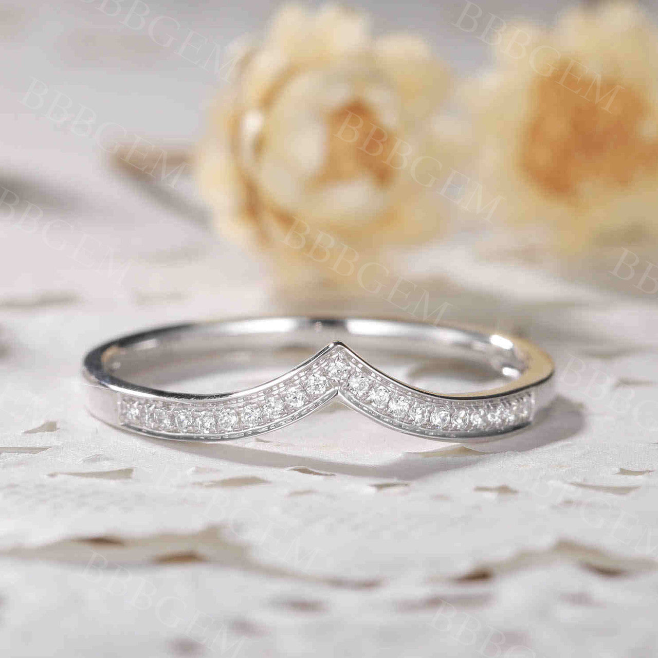 stackable curve diamond wedding band 01