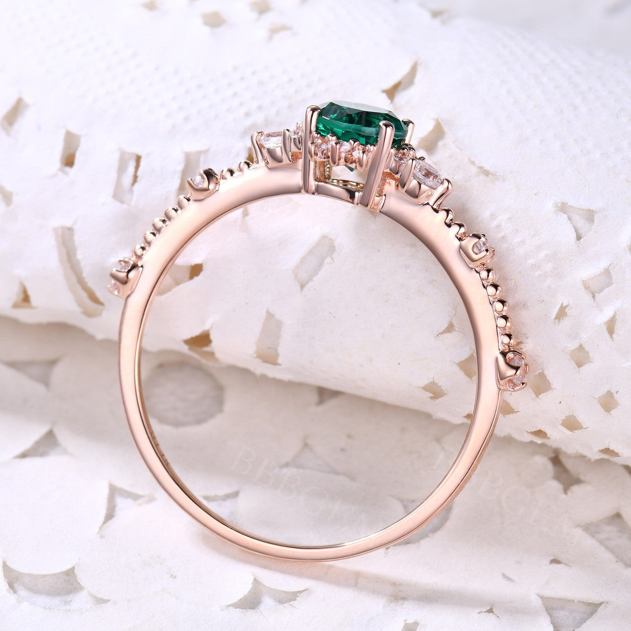 emerald rose gold ring