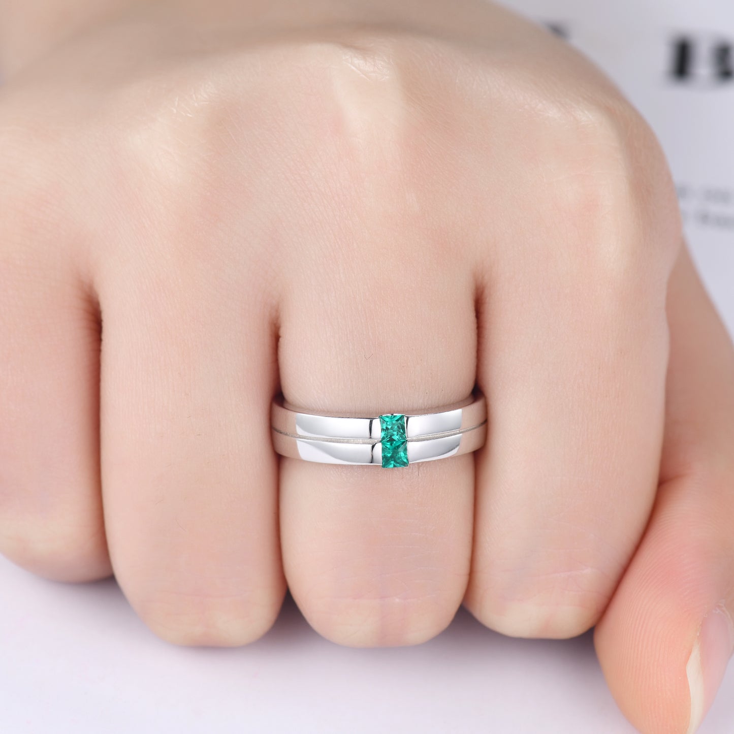 5mm Mens Princess Cut Emerald White Gold Wedding Band