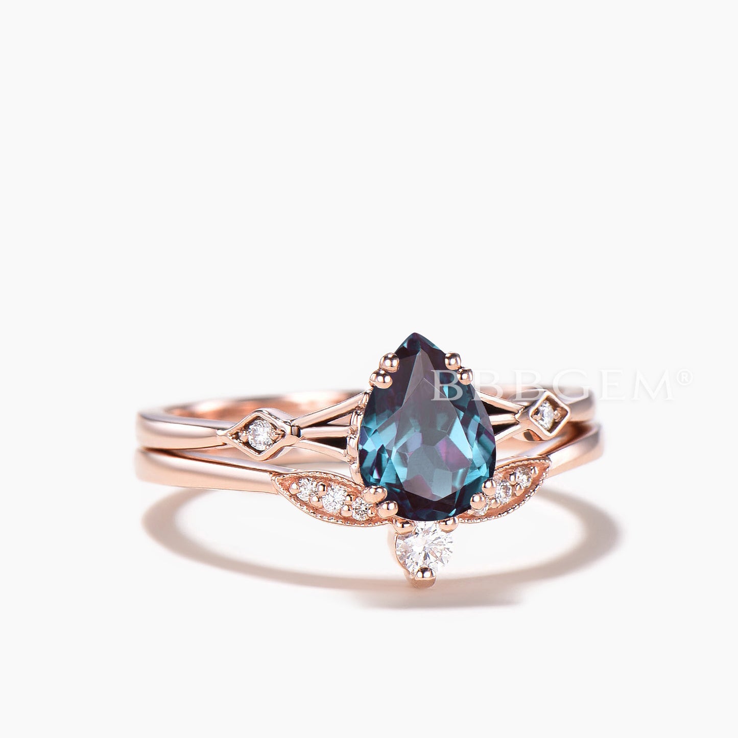 Moissanite Ring Set Teardrop Cut Color-change Alexandrite Three Stone Ring