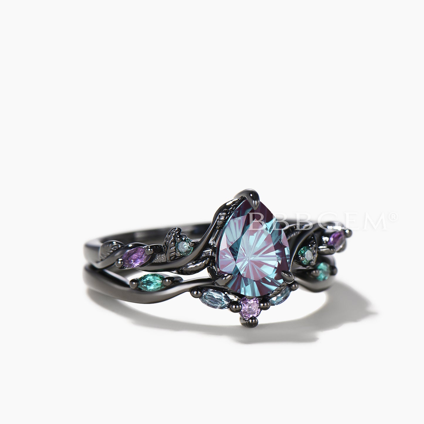 Black Gold Twig Inspired Ring Set Pear Cut Color-change Alexandrite Twisted Ring