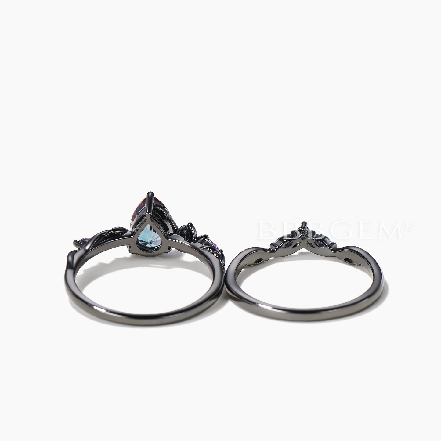 Black Gold Twig Inspired Ring Set Pear Cut Color-change Alexandrite Twisted Ring