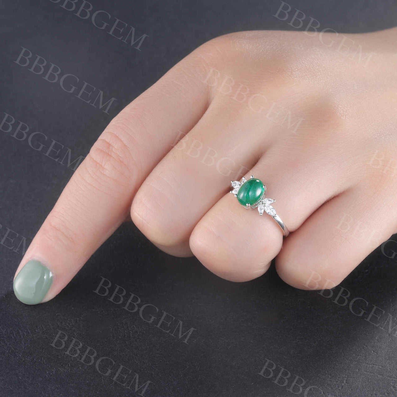 Natural vintage emerald engagement ring 01