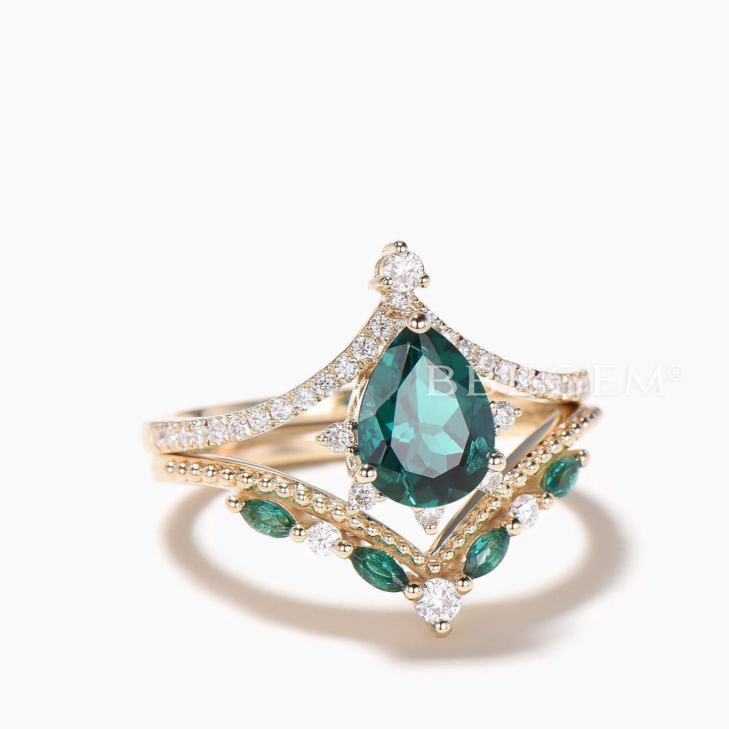 1.25CT Teardrop Cut Emerald Curved Engagement Ring Diamond V Curved Bridal Set