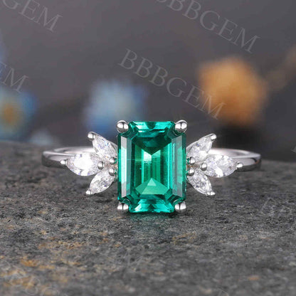 Emerald Cut Emerald Ring 0