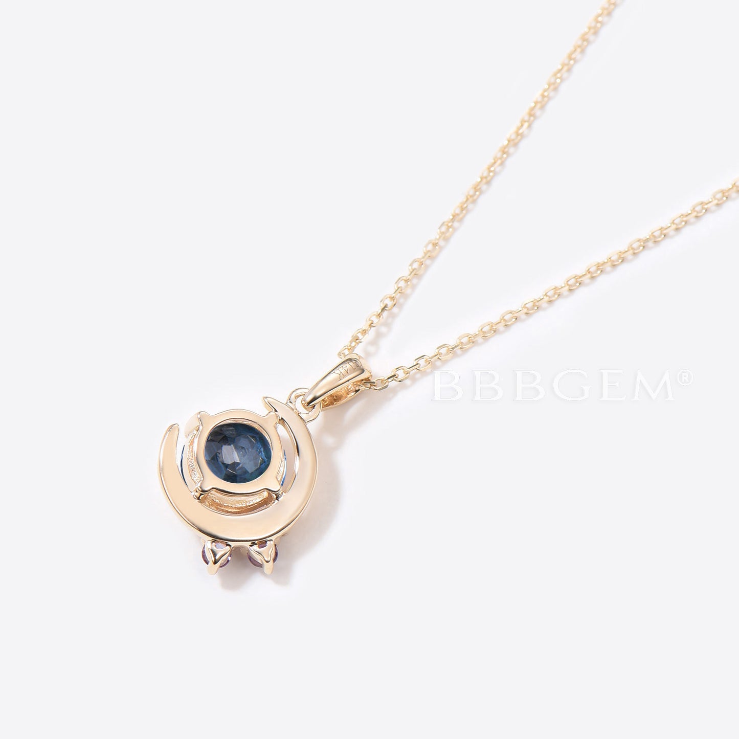 Moon Design 5mm Round Blue Sapphire Pendant Cluster Amethyst Necklace