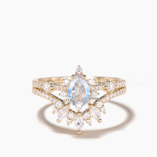 14K/18K Gold Pear Shaped Moonstone Diamond Art Deco Engagement Ring Set