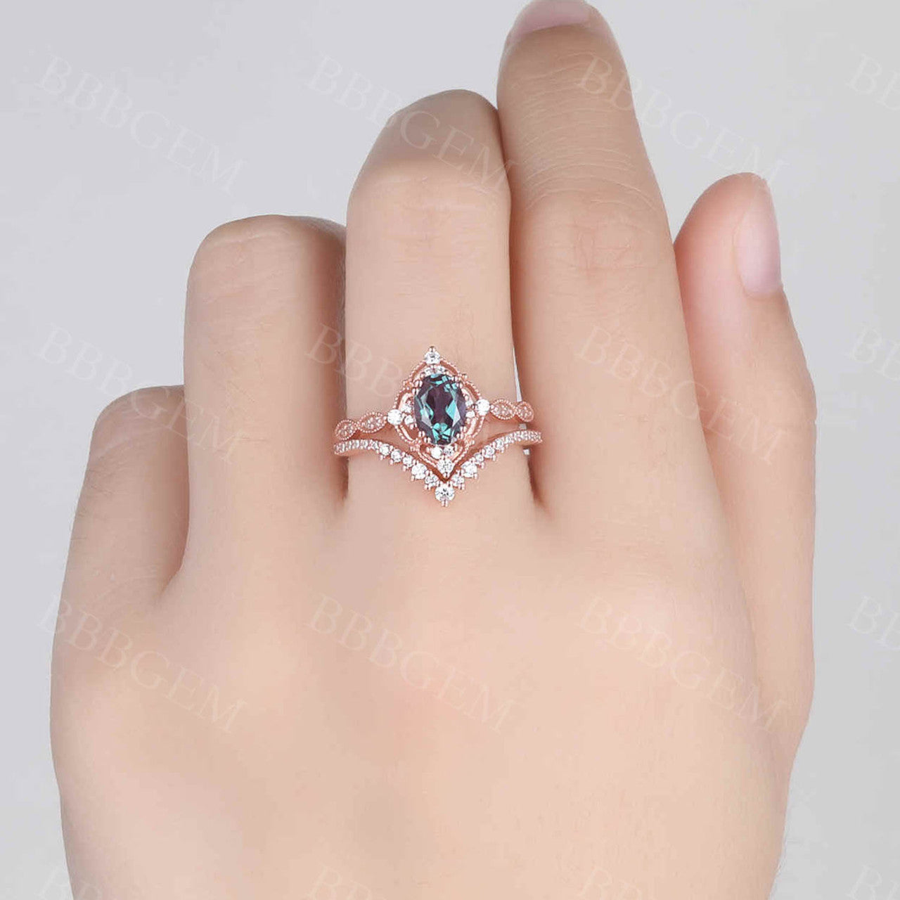 Alexandrite wedding ring set