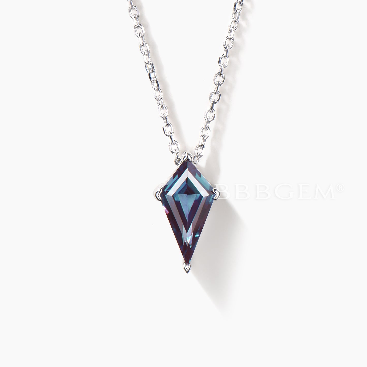 Unique Kite shaped Alexandrite Pendant 3 Carat Silver White Gold Alexandrite Solitaire Pendant Necklace June Anniversary Gift