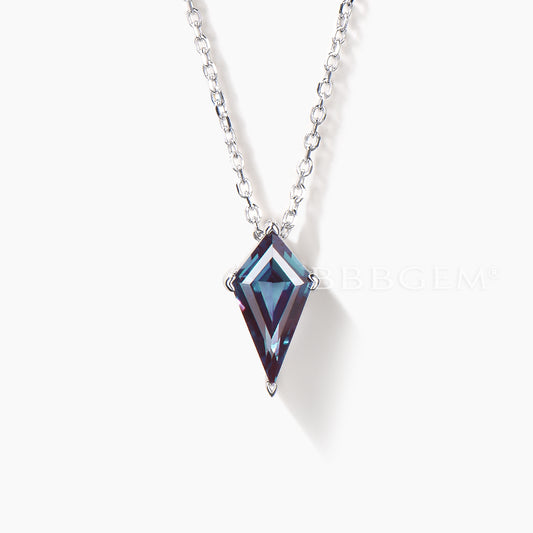 Unique Kite shaped Alexandrite Pendant 3 Carat Silver White Gold Alexandrite Solitaire Pendant Necklace June Anniversary Gift