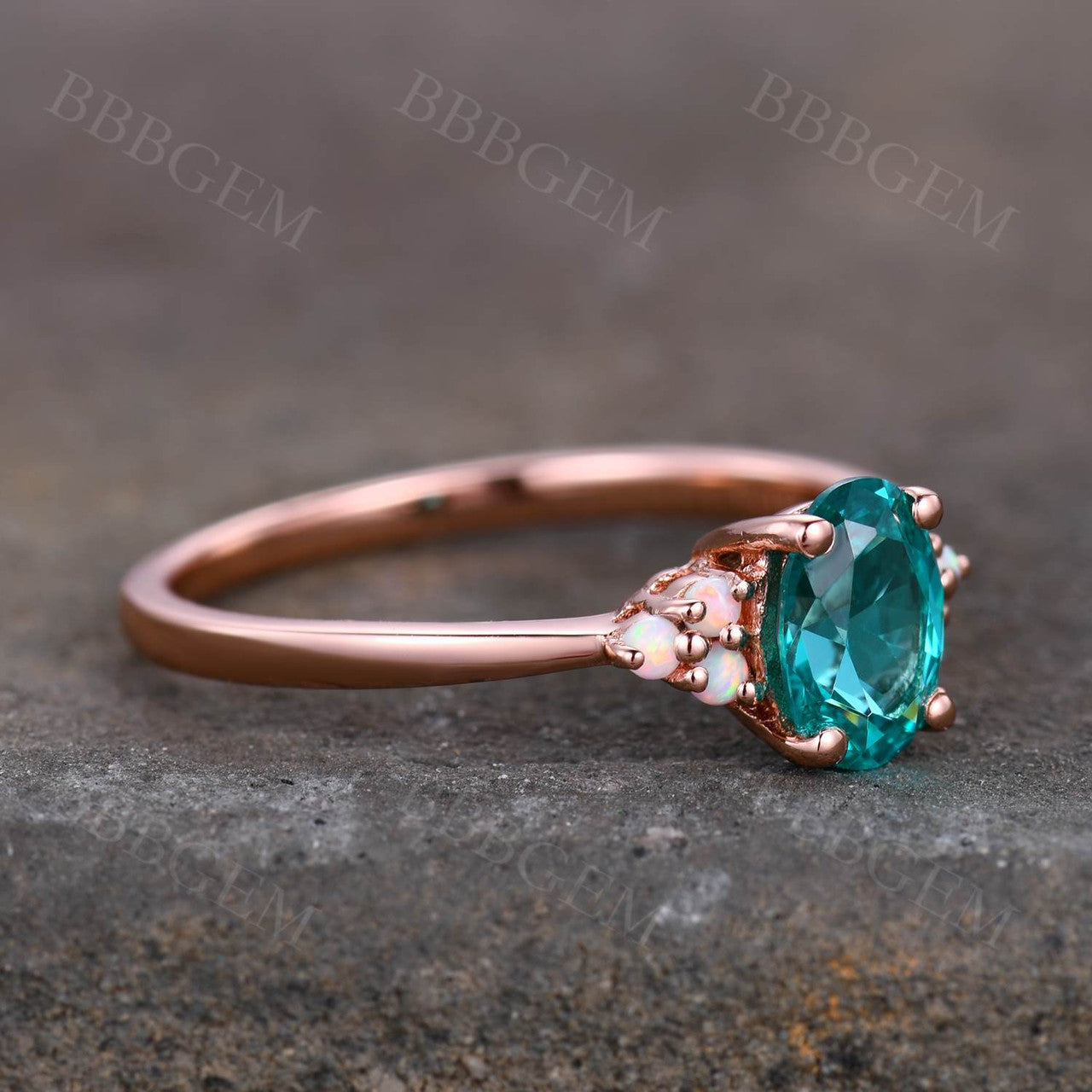 Oval Cut Garnet Ring-BBBGEM Green Garnet Ring