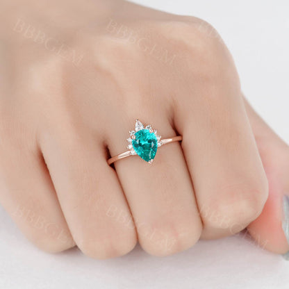 Rose Gold Garnet Promise Ring-BBBGEM Pear Cut Green Garnet Ring