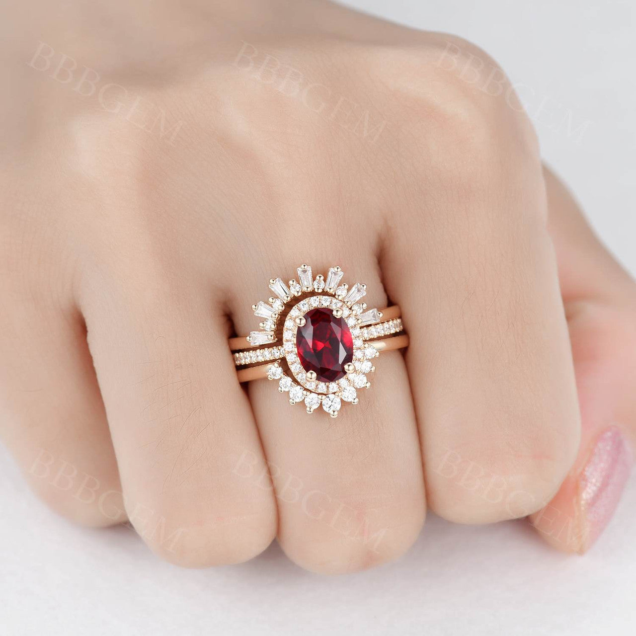 Vintage Garnet And Diamond Engagement Rings-BBBGEM Garnet Engagement Rings