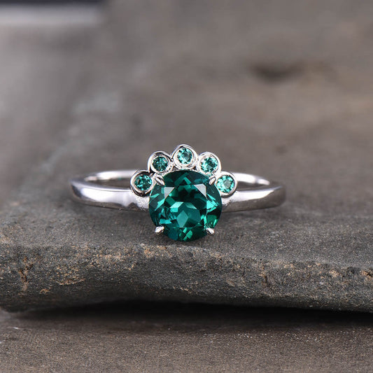 emerald and diamond ring