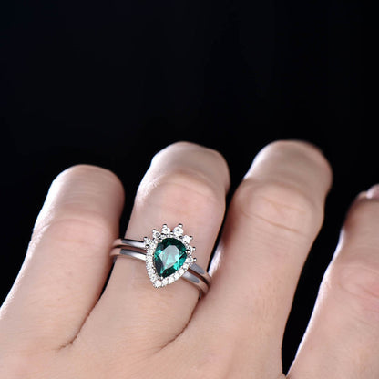 Pear Shaped Emerald Wedding Set White Gold