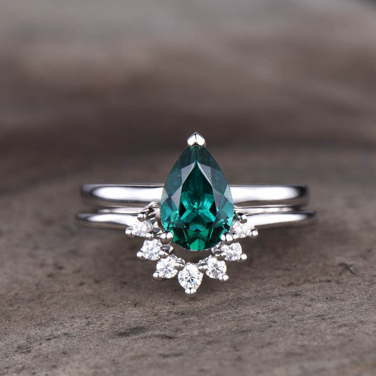 Emerald Wedding Set White Gold