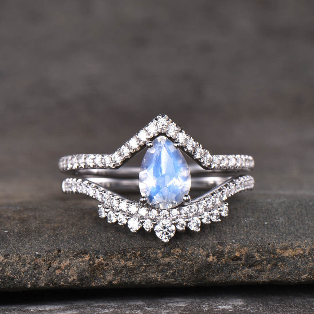 moonstone engagement ring set