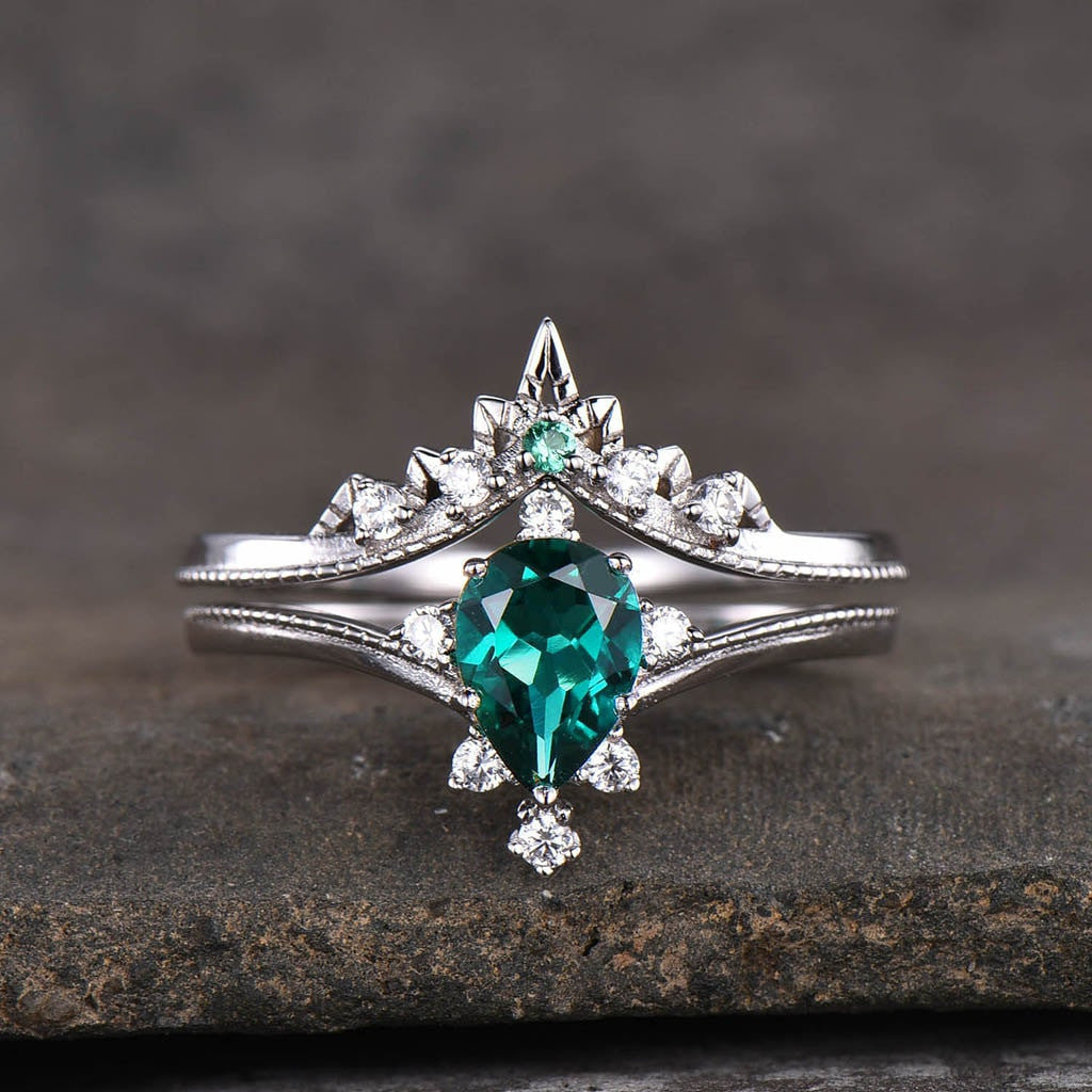 emerald wedding set white gold