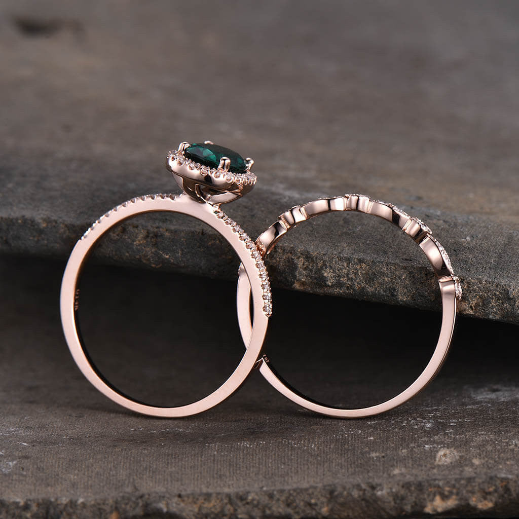 rose gold engagement ring