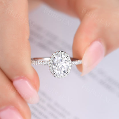 White Gold 1 Carat Oval Moissanite Ring