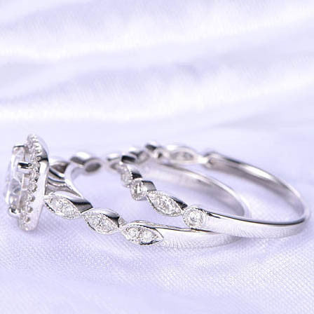 Cushion Cut Moissnaite Wedding  Set 03