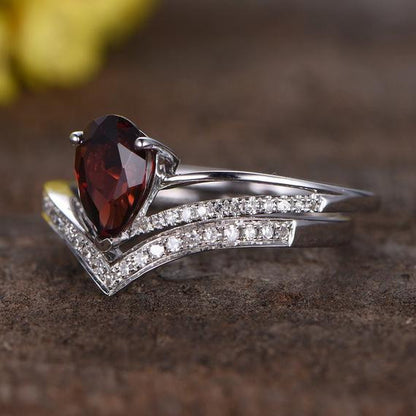 Pear Shaped Garnet Wedding Set-Natural Garnet Shaped Band Bridal Ring Set-18K White Gold Red Garnet Engagement Ring Set Two Pieces